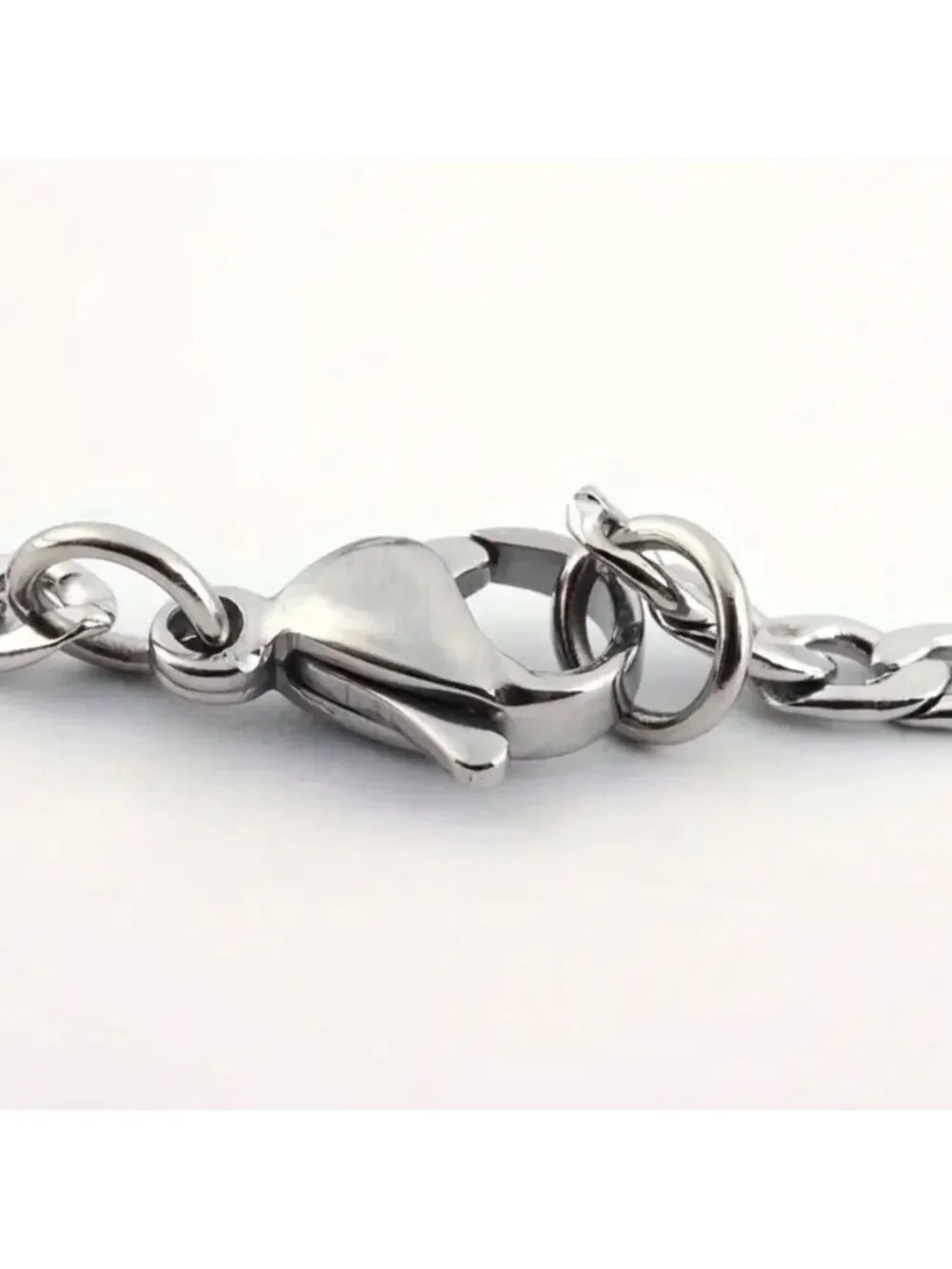 Chain--Stainless Steel 3mm Curb Link  24